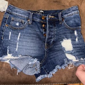 Size 5 fashion nova booty shaping shorts